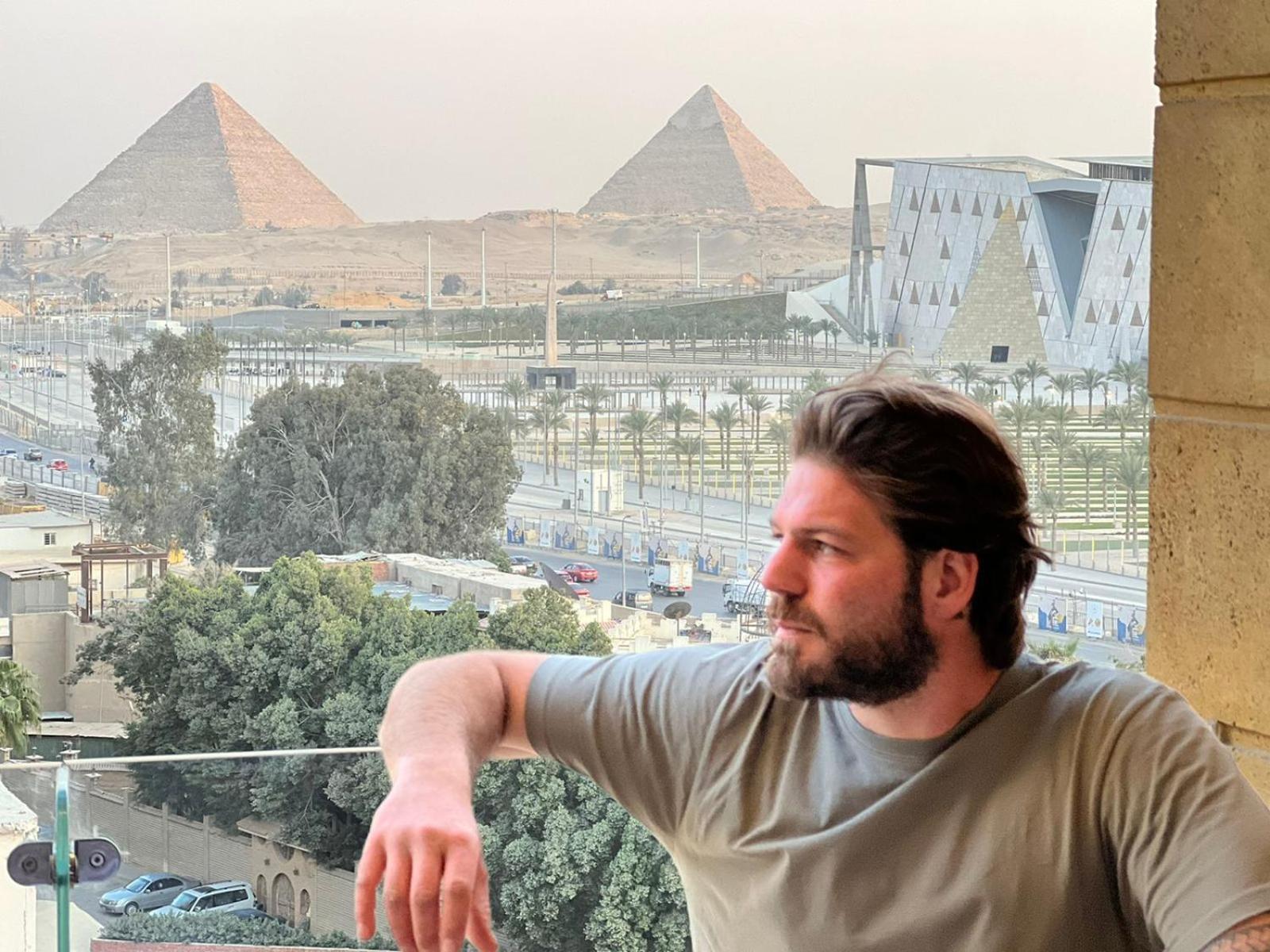 Asia Grand Museum & Pyramids View Nazlet el Simman Exterior photo